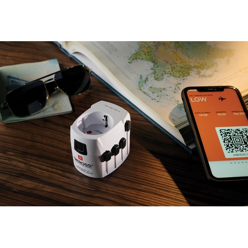 SKROSS Pro 3-Pole World Travel Adapter