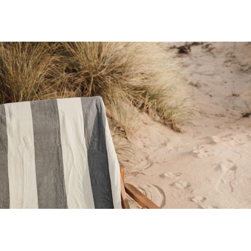 VINGA Valmer lounge chair towel