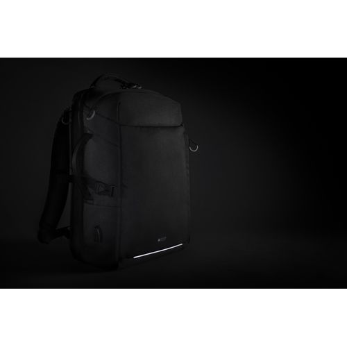 Swiss Peak AWARE™ XXL weekend travel backpack