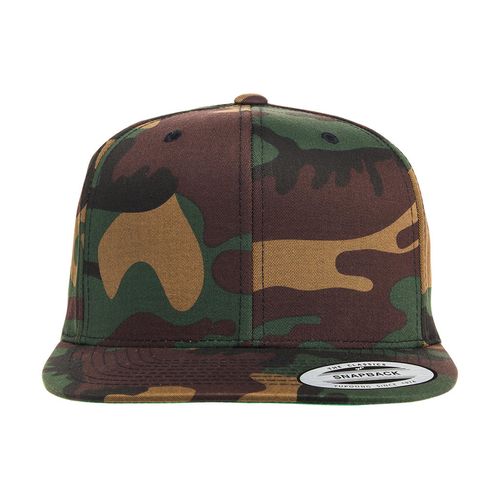 Classic Snapback in Camo