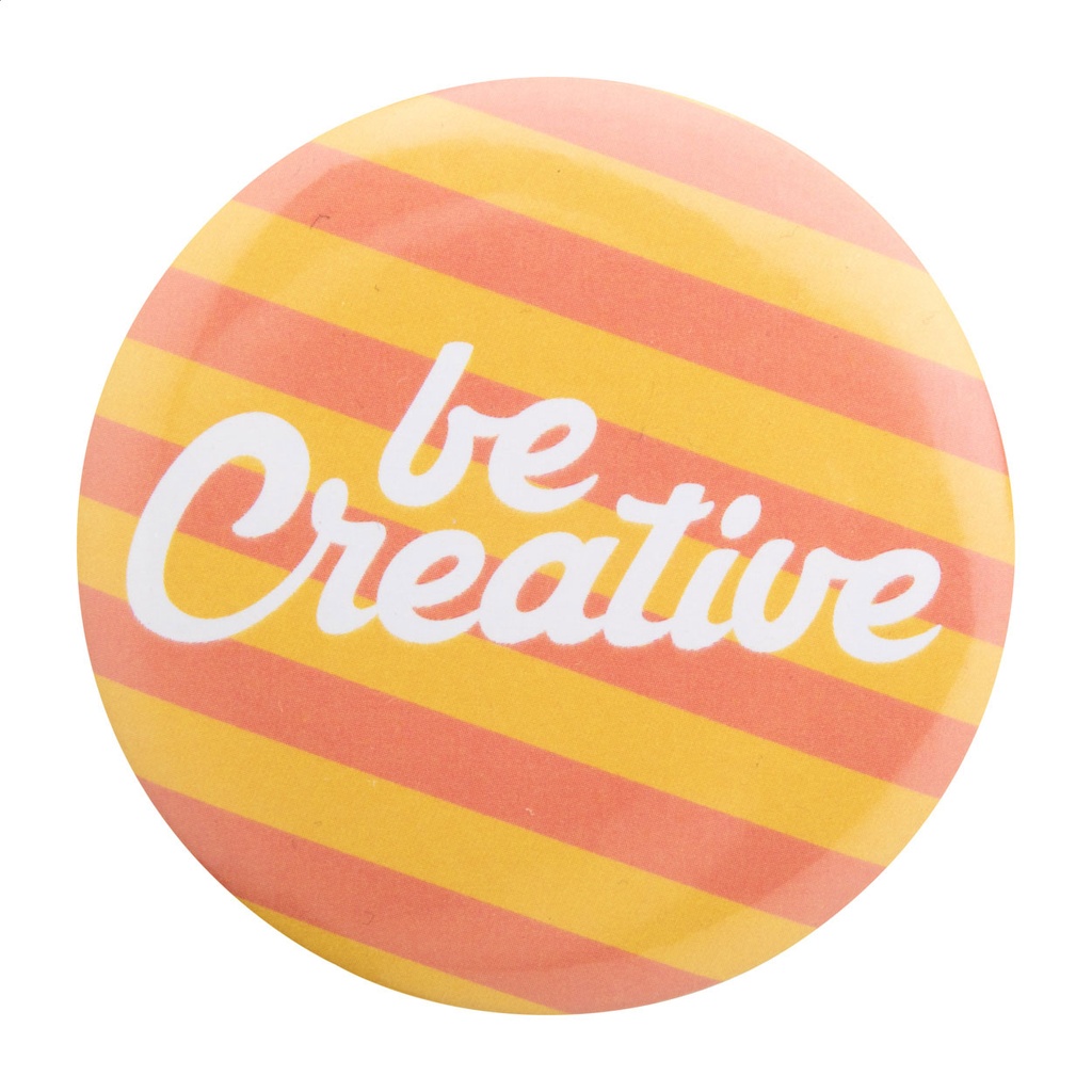 button met pin en flesopener #3