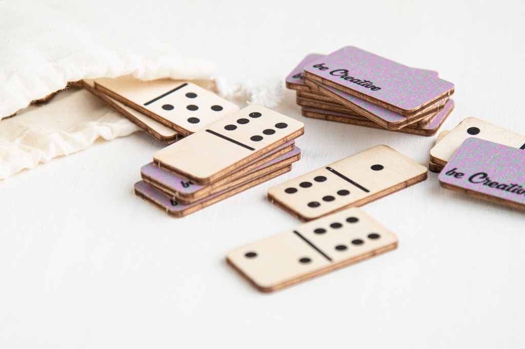 custom made dominostenen #10