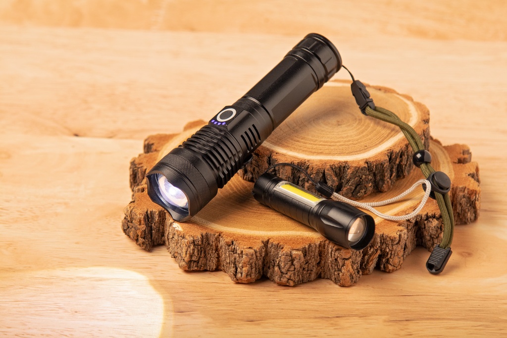 oplaadbare zaklamp #8