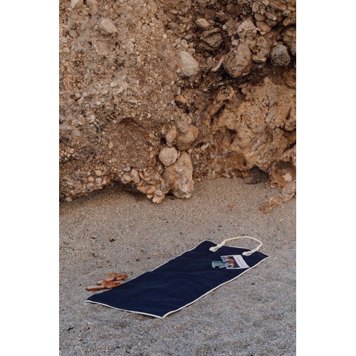 VINGA Volonne AWARE™ recycled canvas beach mat