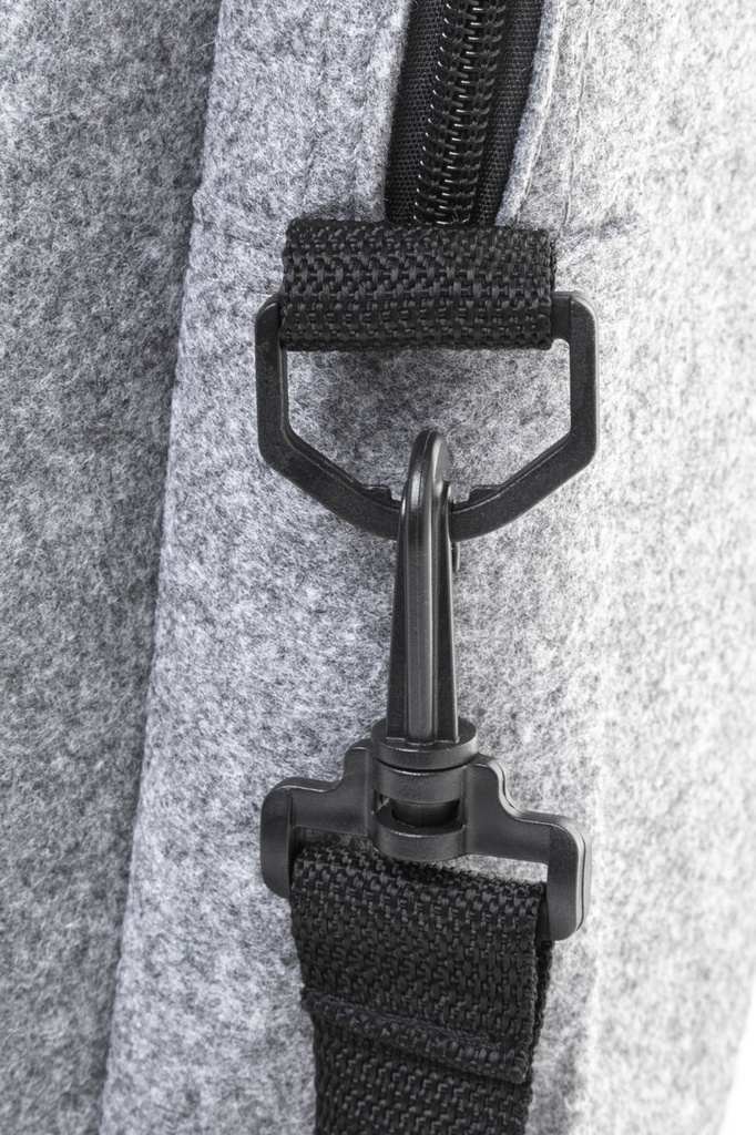 RPET vilten documententas #6