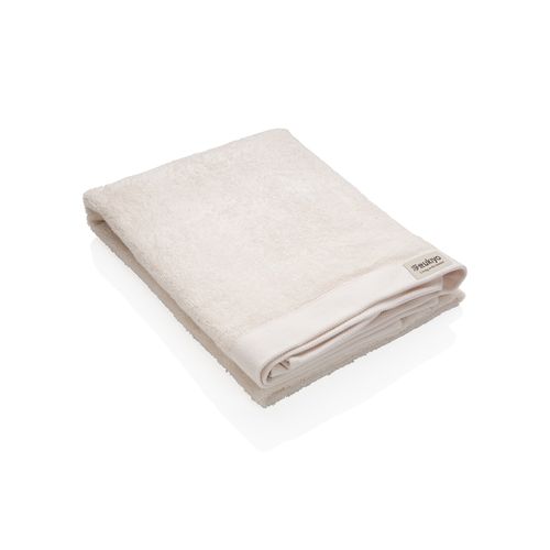 Ukiyo Sakura AWARE™ 500 gsm bath towel 70x140cm