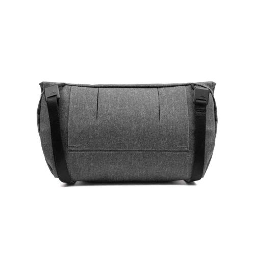 Peak Design Field Pouch Charcoal