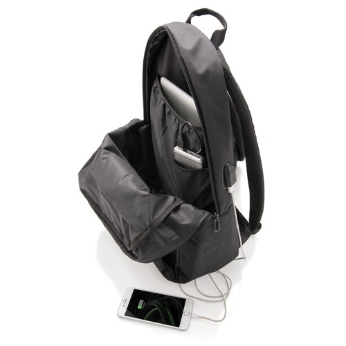 Power USB laptop backpack