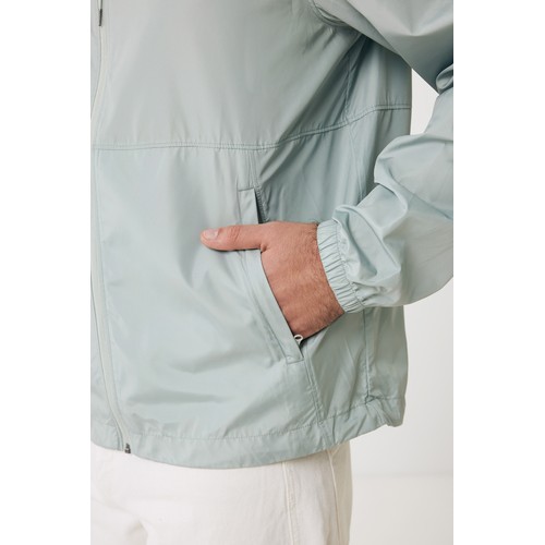 Iqoniq Logan recycled polyester lightweight jacket