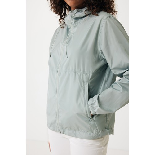 Iqoniq Logan recycled polyester lightweight jacket