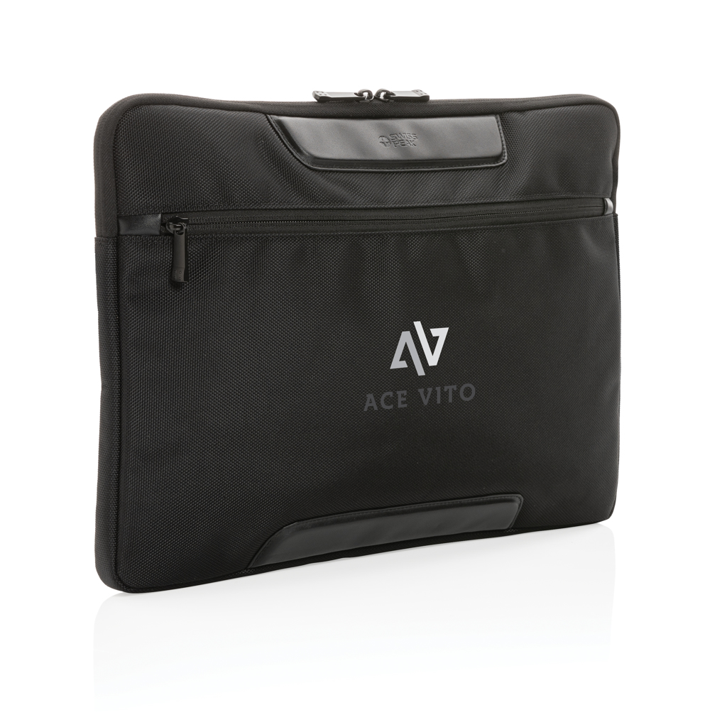 Swiss Peak AWARE™ RPET Voyager 15.6" laptophoes